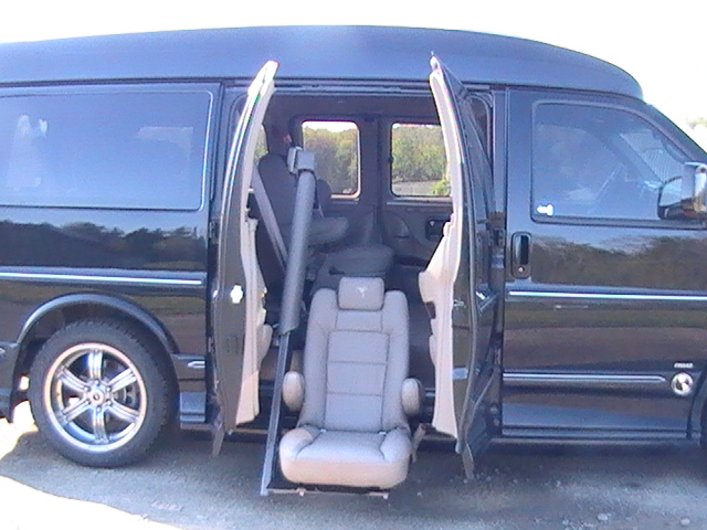 Easy Reach 7.5 GMC Savhana 011.JPG